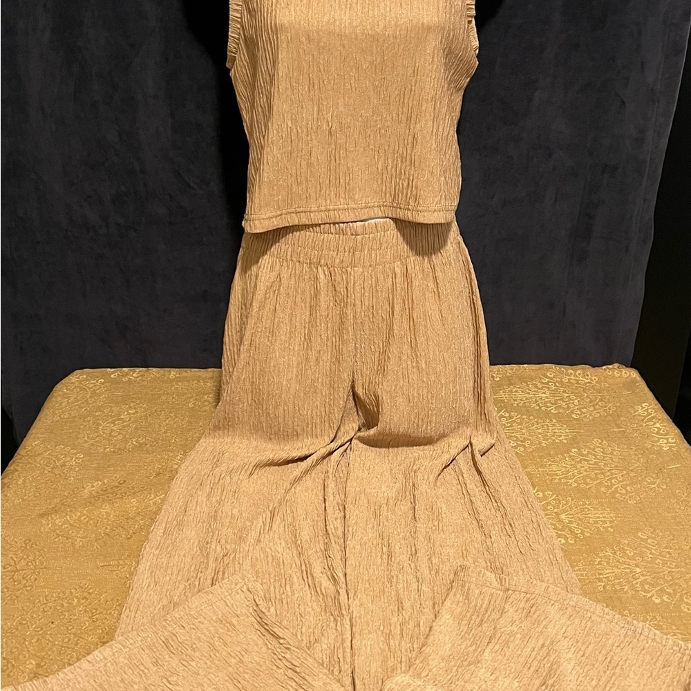 Ribbed Silky Tank & Pants Set Fits Medium